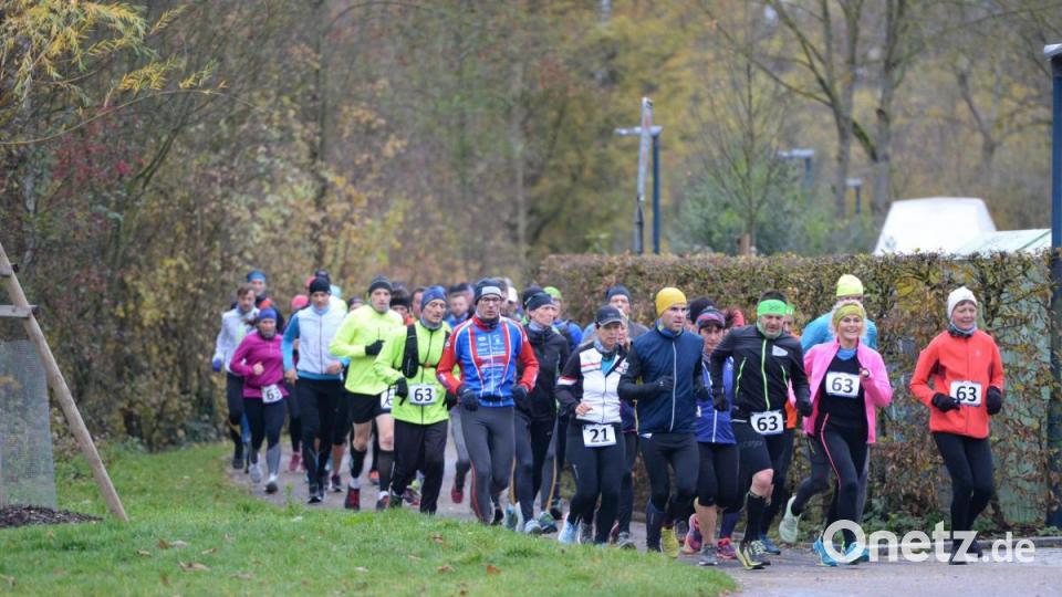 Die mittlerweile 16. Auflage des Amberger-Ultra-Laufes lockte zum Abschluss der Laufsaison wieder viele Teilnehmer nach Amberg. Bild: Andreas Brückmann