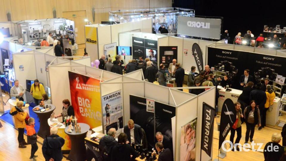 Riesenandrang bei der Foto- und Reisemesse in der Max-Reger-Halle. Bild: Kunz