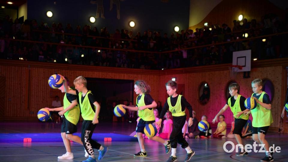 Einen Querschnitt aus dem Grundschul-Sport zeigte die Dreifaltigkeits-Grundschule. Bild: Andreas Brückmann