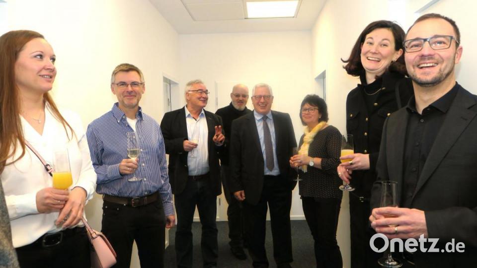 Gäste zu Beginn der Segnungsfeier Bild: rhi