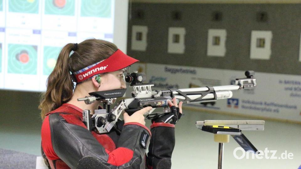 Maria Kausler setzt zum nächsten Schuß an. Bild: rpp