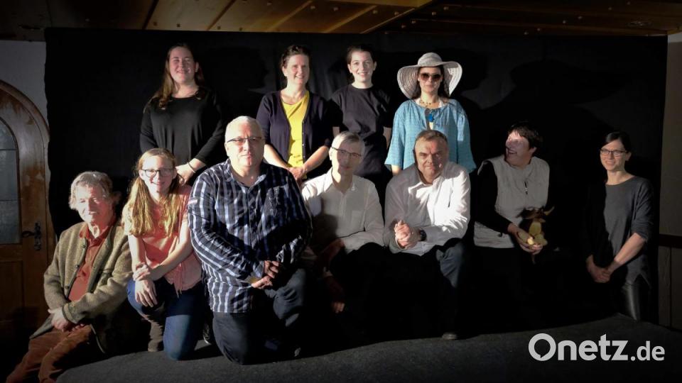 Ensemble des Theatervereins Bild: twi