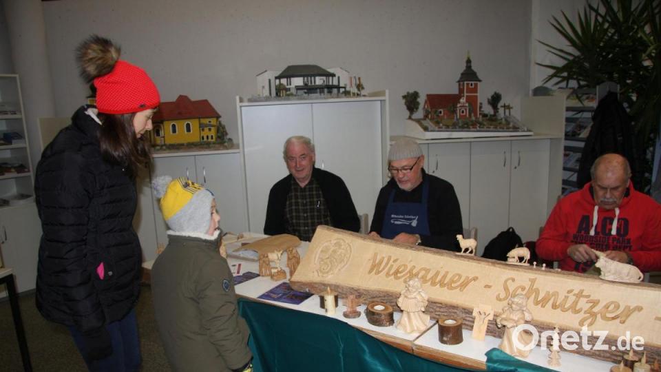 Eindrücke vom 33. Weihnachtsmarkt in Wiesau. Bild: wro