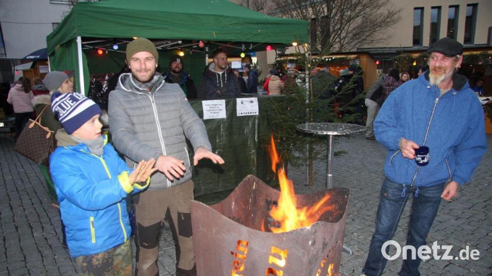 Eindrücke vom 33. Weihnachtsmarkt in Wiesau. Bild: wro