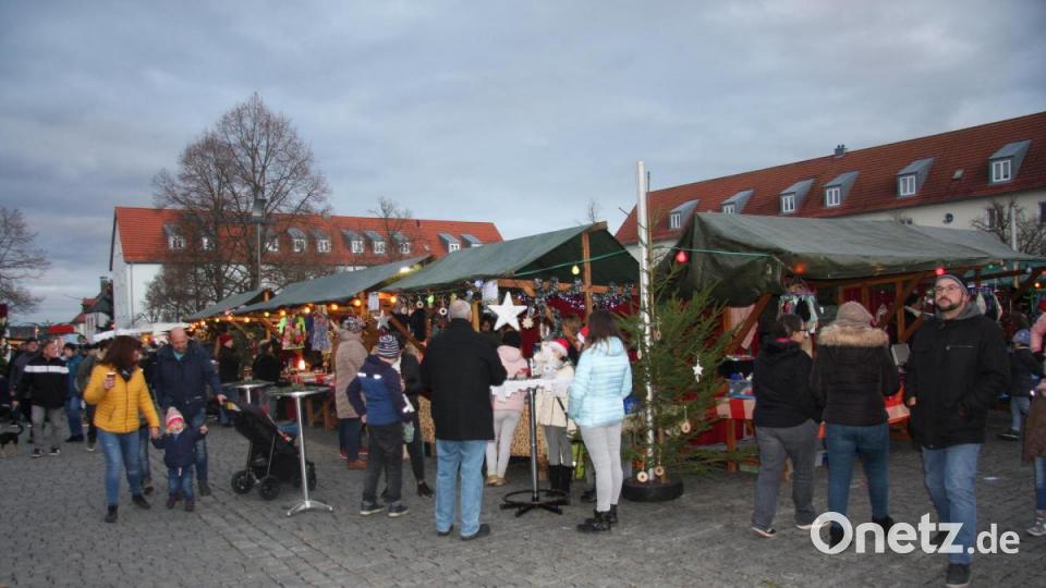 Eindrücke vom 33. Weihnachtsmarkt in Wiesau. Bild: wro