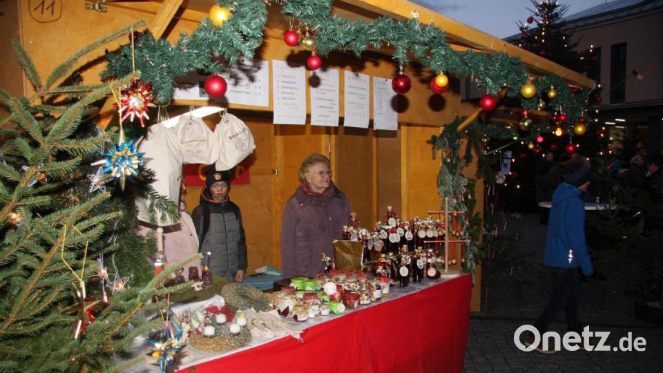 Eindrücke vom 33. Weihnachtsmarkt in Wiesau. Bild: wro