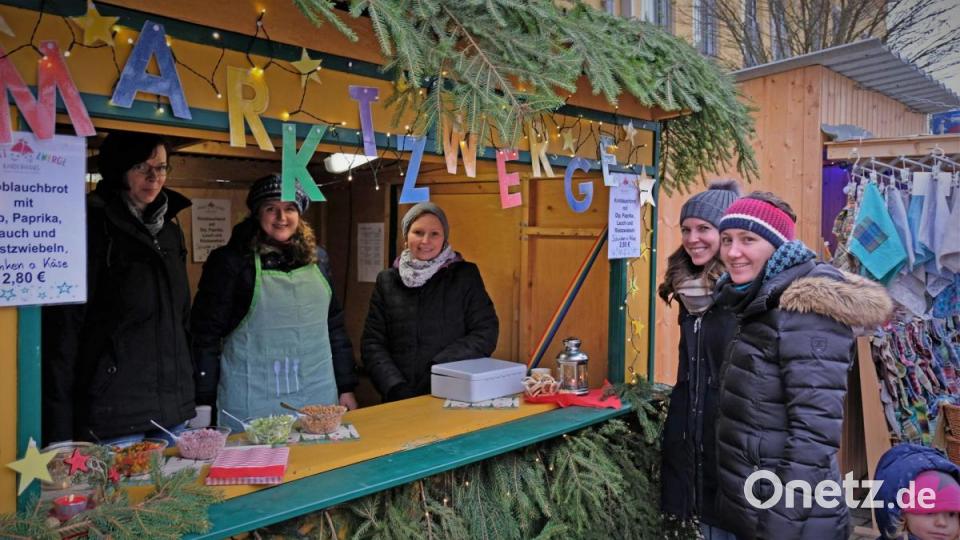 Das Kinderhaus Marktzwerge bot Knoblauchbrote an. Bild: twi