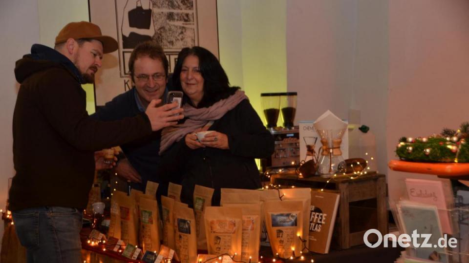 &quot;Wir rösten Kaffee aus aller Welt, warb die Kaffeerösterei Molter aus Irchenrieth. Bild: dob