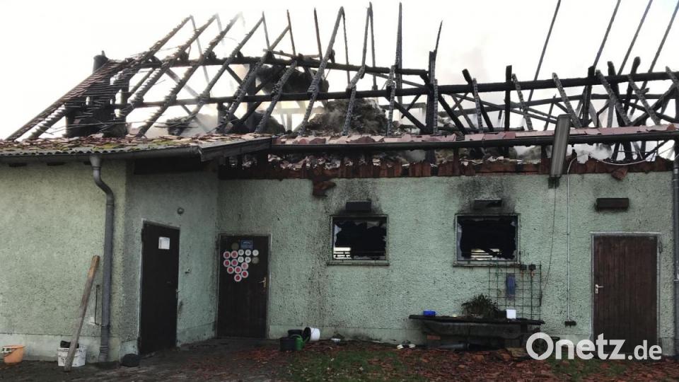 Der Schaden ist enorm. Die Kripo ermittelt derzeit in Sachen Brandursache. Bild: Gabi Schönberger
