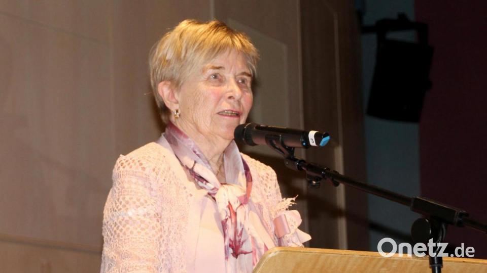 Begrüßung durch Dr. Renate Freunding-Spintler Bild: Schönberger, Ferdinand [fsb]