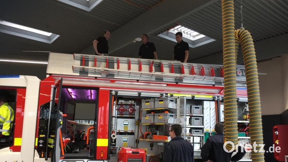 Die Feuerwehren Freudenberg-Wutschdorf und Schnaittenbach holen ihre neuen Löschgruppenfahrzeuge in Österreich ab. Bild: eik
