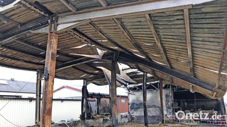Der Schaden ist enorm. Die Kripo ermittelt derzeit in Sachen Brandursache. Bild: Gabi Schönberger