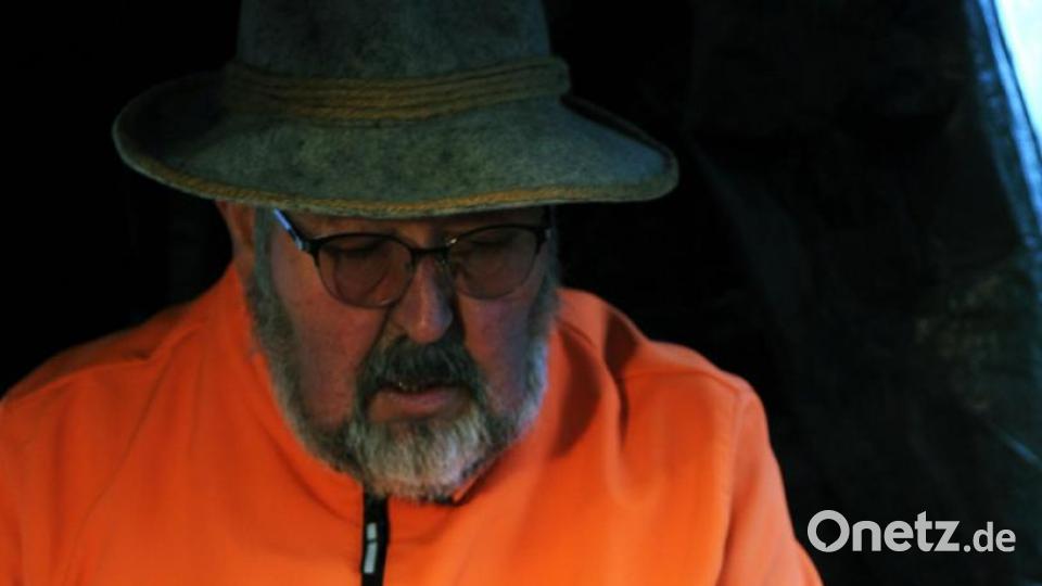 So wird aus einem Stück Holz ein Kerzenständer oder andere Holzkunst. Bild: gf