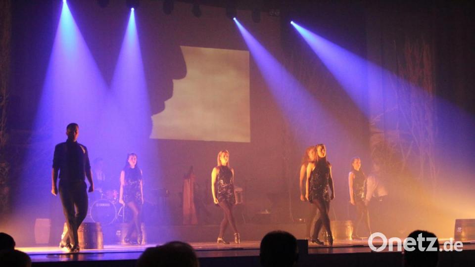 Die &quot;Danceperados&quot; zeigten tolle Tanzaufführungen zu irischer Musik. Bild: sne