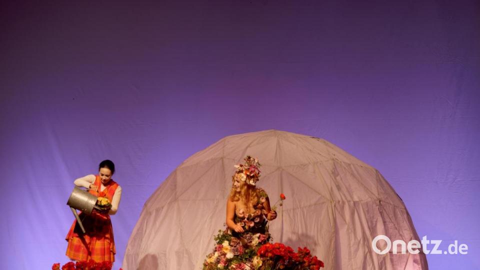 Das Münchener Agon-Theater liefert im Kettelerhaus eine Schneekönigin für die ganze Familie ab. Bild: tr