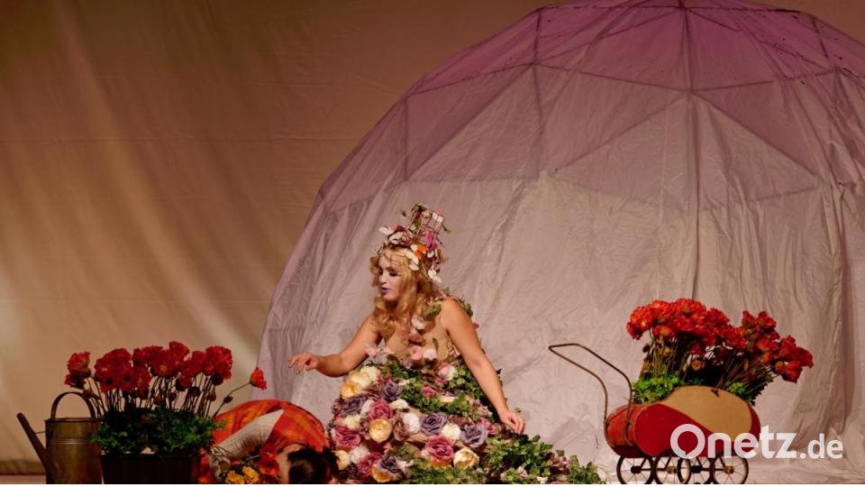 Das Münchener Agon-Theater liefert im Kettelerhaus eine Schneekönigin für die ganze Familie ab. Bild: tr