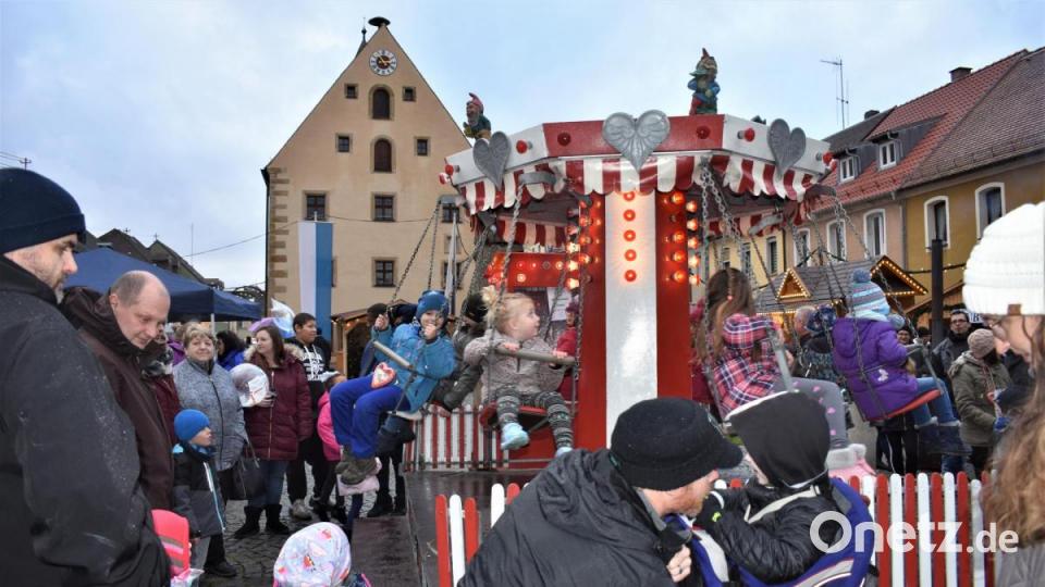 Beim Adventsmarkt geht&#039;s schon mal rund. Bild: rgr