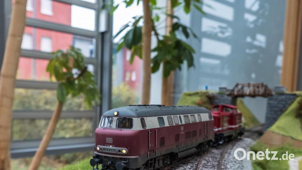 Eindrücke von der Adventsausstellung der Eisenbahnfreunde IC90. Bild: REINHOLD BUCHNER