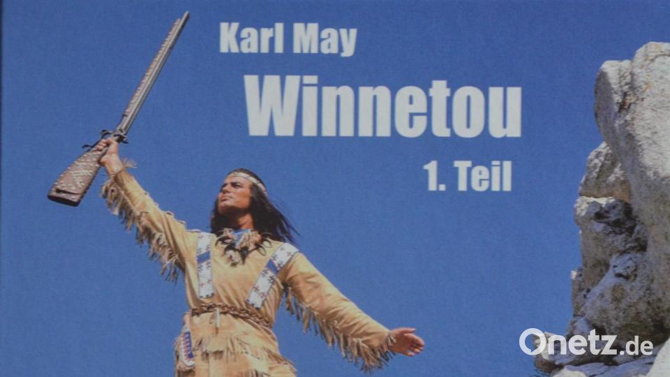 Ebenfalls neu beim Karl-May-Verlag erhältlich, ist das Film-Buch "Winnetou 1. Teil" von Michael Petzel. Der Beginn der Winnetou-Saga wird hier für einen Preis von 29 Euro mit 168 farbigen Abbildungen auf 200 Seiten vorgestellt. Das Buch kostet 29 Euro. Bild: Kunz