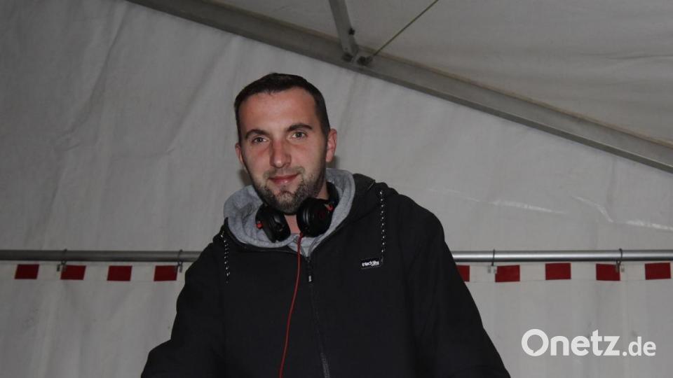 Der DJ am Freitag. Bild: mfh