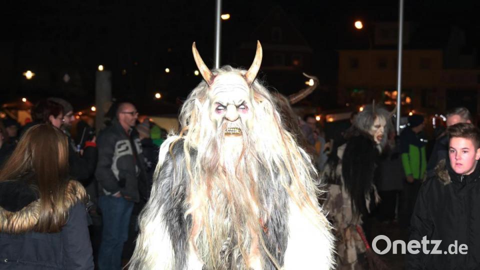 Die Grölldeif´n zogen ihre Kreise. Bild: JOCHEN NEUMANN 
ERBENDORF