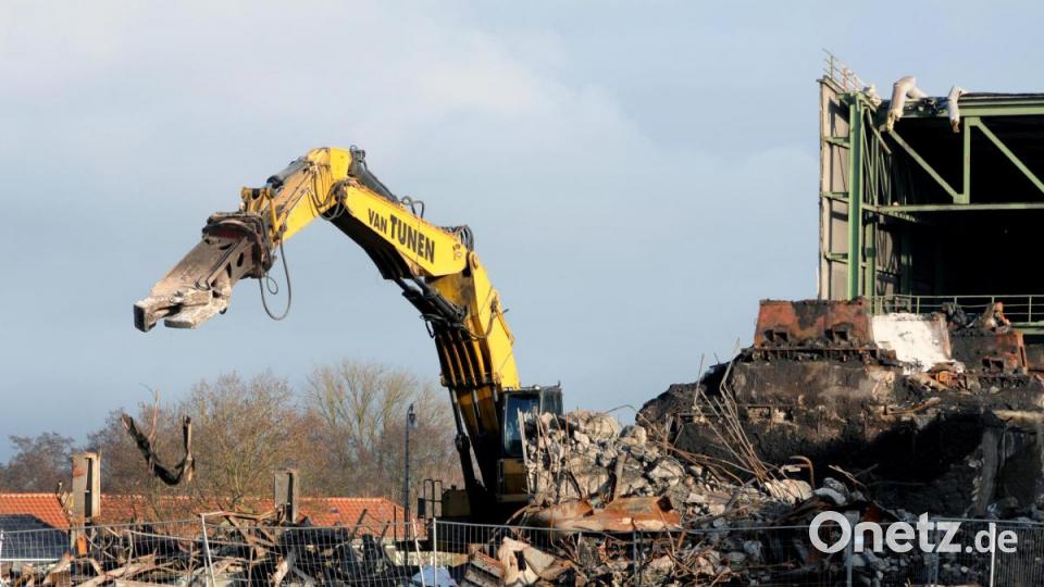 Der Abbruch des Stahlwerks Maxhütte schreitet voran. Bild: Stephan Huber