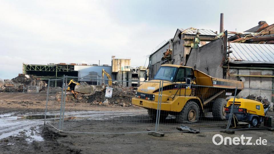 Der Abbruch des Stahlwerks Maxhütte schreitet voran. Bild: Stephan Huber