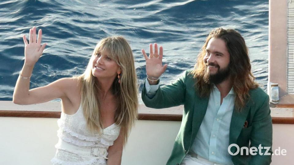 Topmodel Heidi Klum und Musiker Tom Kaulitz winken von einem Boot. Das Paar hat 2019 geheiratet. Bild: Sanjin Strukic/PIXSELL/dpa