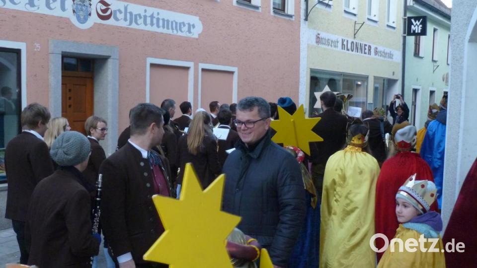 Zug durch die Stadt. Bild: Portner