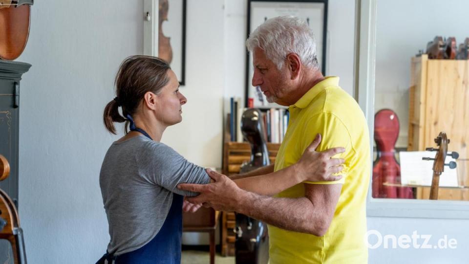 Werkstattbesuch bei Geigenbauerin Judith Bauer. Bild: Christian Gold