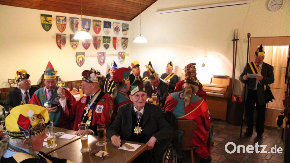Ausflug nach Schlaraffia: Sippung des Reychs am Eysenhammer. Bild: upl
