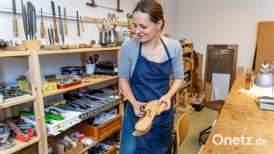 Werkstattbesuch bei Geigenbauerin Judith Bauer. Bild: Christian Gold
