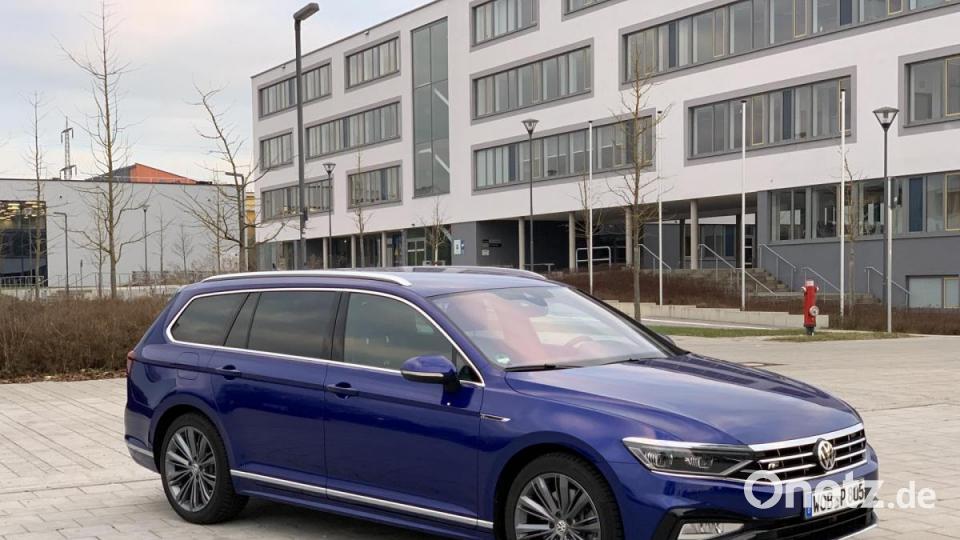 Der passat scho&#039; (würde schon passen), der Passat, den VW unlängst gründlich renoviert hat, vor allem in Ausstattung(smöglichkeiten) und Technik. Wäre da nicht die Konkurrenz aus eigenem Hause. Bild: Michael Ascherl