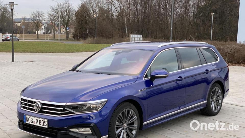 Eine helle Freude ist das neue intelligente Licht, das Voraus- und Gegenverkehr trennscharf ausschneidet. Unbedingt bestellen! Bild: Michael Ascherl