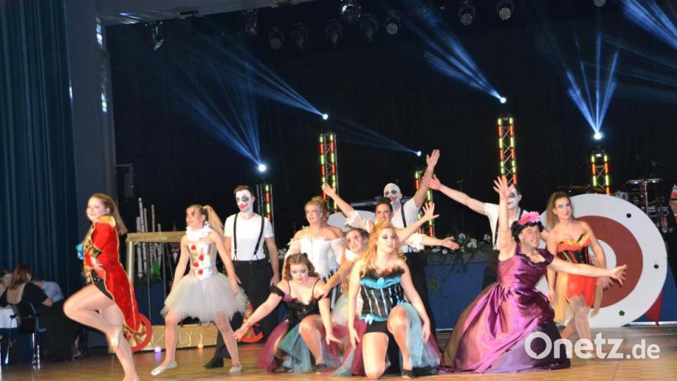 Die &quot;Freak-Show&quot; der Narrhalla. Bild: hcz