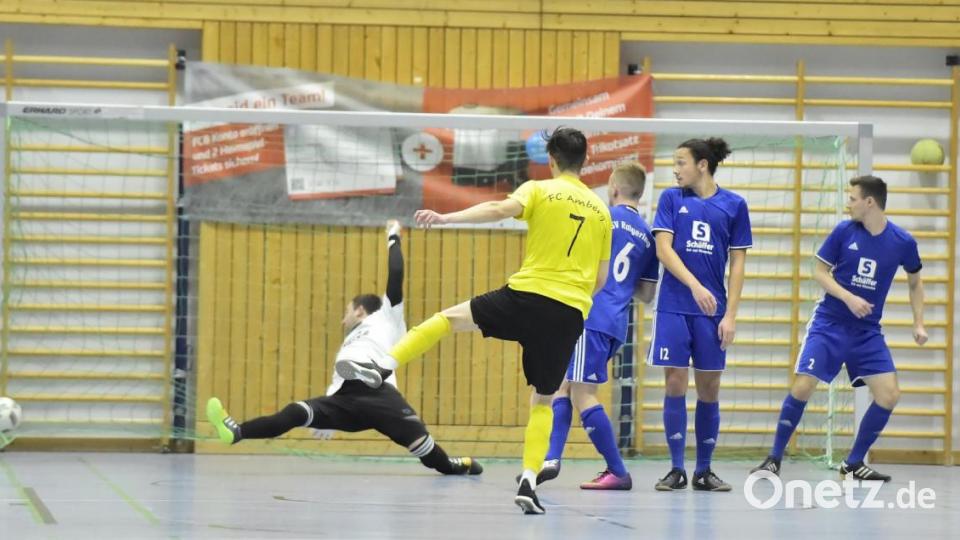 Tor für den FC Amberg im Halbfinale gegen den SV Raigering. Bild: Hubert Ziegler