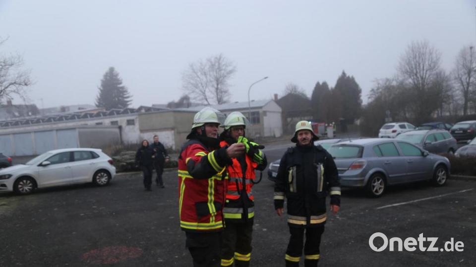 Zu einem Wohnungsbrand kam es am Sonntagmorgen in einem Wohnblock in Mitterteich. Bild: rw