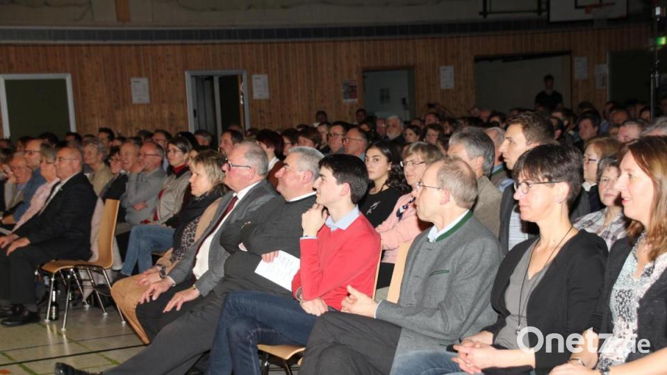 Die Stadtkapelle Oberviechtach begeisterte das Publikum beim Neujahrskonzert. Bild: frd