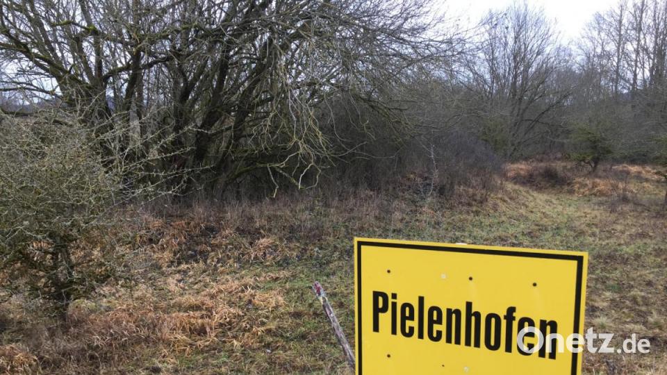 Ortsschild für einen Ort, den es nicht mehr gibt. Bild: eik