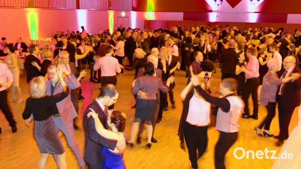 Tanzwütiges Publikum. Bild: ga