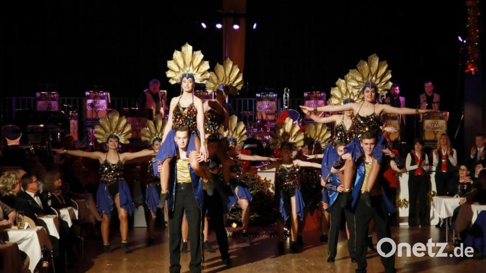 Der Showtanz der Narrhalla Windischeschenbach entführte in eine arabische Nacht. Bild: JOCHEN NEUMANN
ERBENDORF