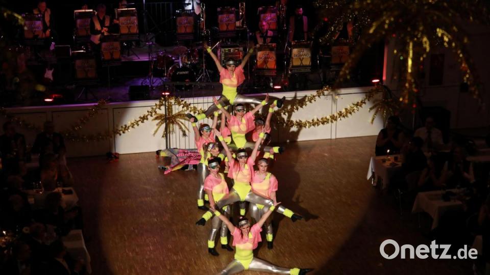 Tanzeinlage der TSV-Tanzgruppe DeLuxe Bild: JOCHEN NEUMANN
ERBENDORF