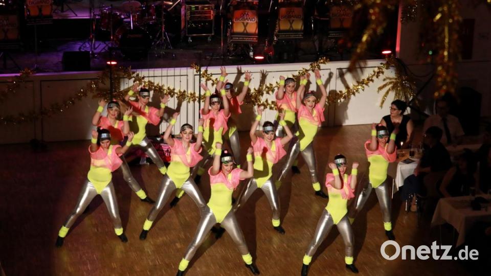 Tanzeinlage der TSV-Tanzgruppe DeLuxe Bild: JOCHEN NEUMANN
ERBENDORF