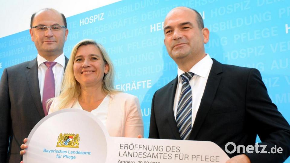Eröffnung Landesamt für Pflege in Amberg. Bild: Stephan Huber