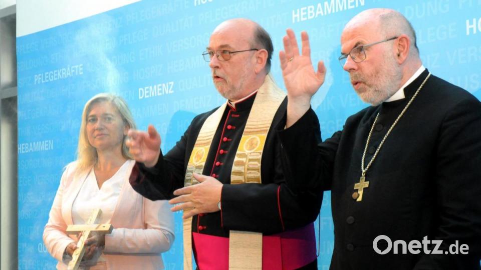 Eröffnung Landesamt für Pflege in Amberg. Bild: Stephan Huber