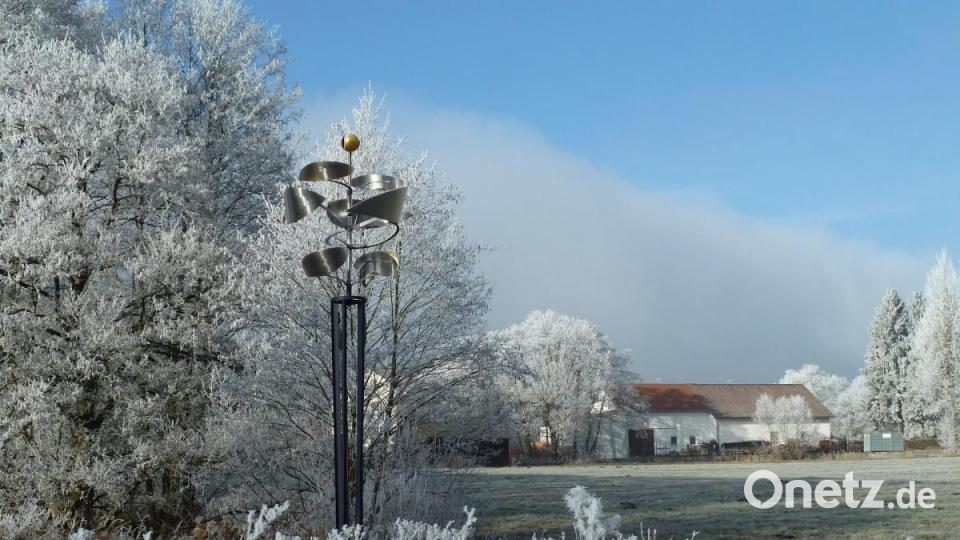 Dieses Windspiel hat Altbürgermeister Hans Eibauer gesponsert. Bild: Portner