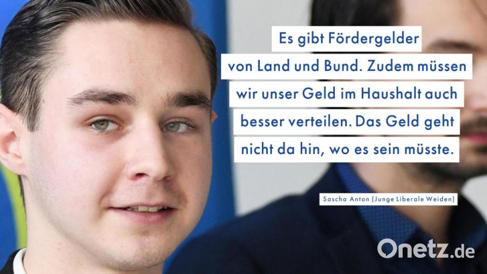 Schüler fragen, Politiker antworten. Bild: Gabi Schönberger