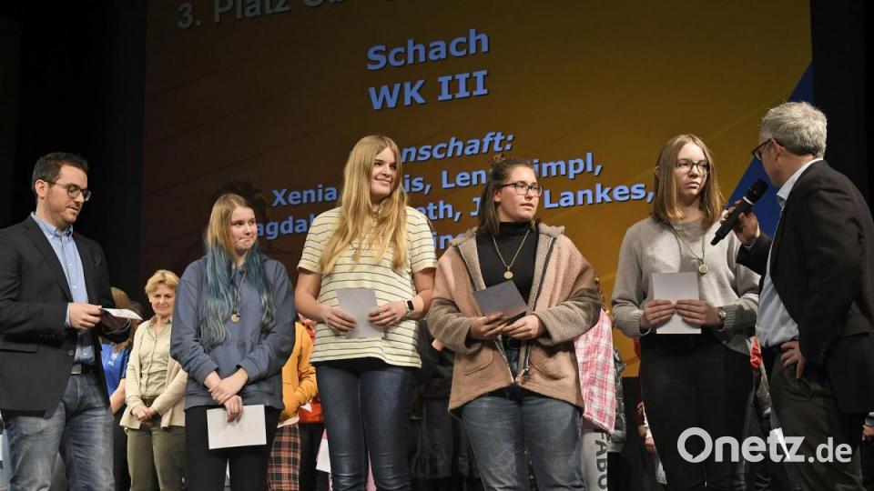 Sportlerehrung Schulsport Stadt Amberg Bild: Petra Hartl