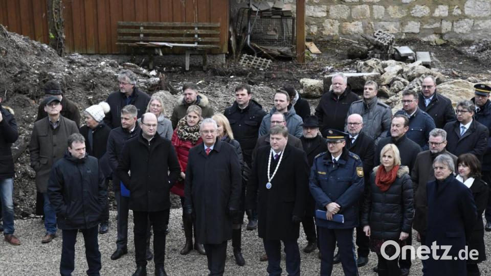 Einweihung des ersten Polizei-Unterkunftgebäudes in der Klosterburg Kastl Bild: Petra Hartl