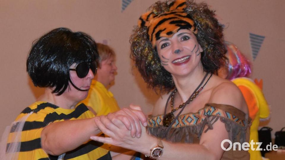 Frauenfasching mit dem Katholischen Frauenbund im Jugendheim Grafenwöhr. Bild: rgr